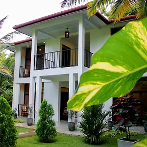 Lodge Manike