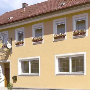 hotel-u-restaurant-goldener-greifen.com-bavaria.com/